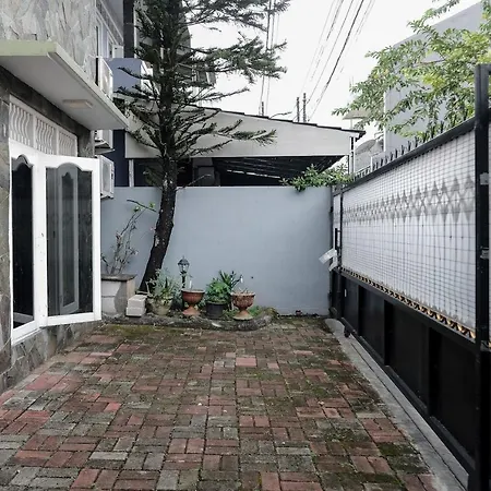Koolkost Syariah Near Green Pramuka Square Mall - Minimal Stay 6 Nights